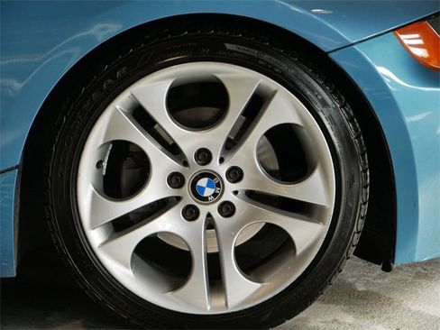 Used 2004 BMW Z4 3.0i image 9