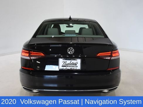 Used 2020 Volkswagen Passat 2.0T SEL FWD image 5