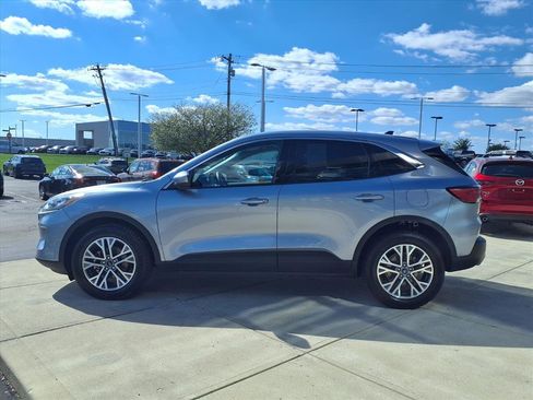 Used 2022 Ford Escape SEL w/ Technology Package image 3