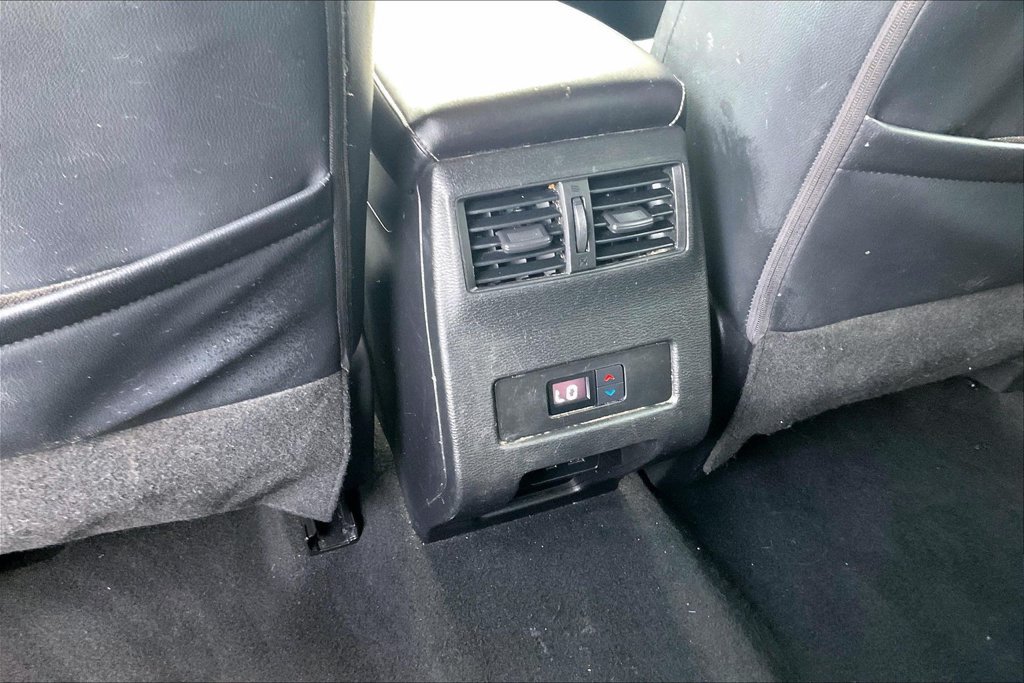 Used 2022 Mitsubishi Outlander SEL AWD/4WD image 30