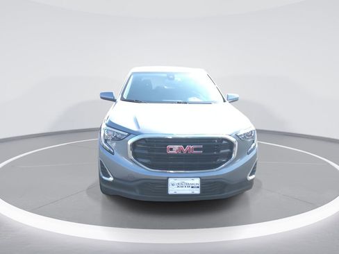 Used 2020 GMC Terrain SLE image 3