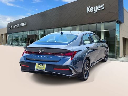 Certified 2026 Hyundai Elantra Sport FWD image 4