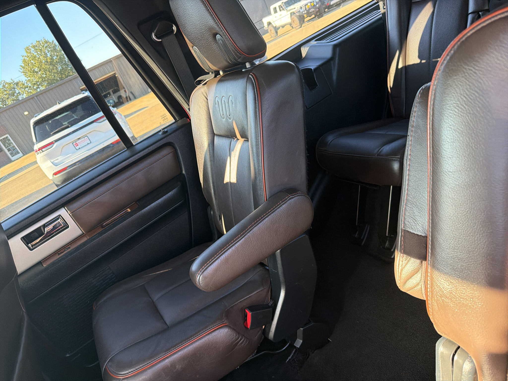 Used 2017 Ford Expedition EL King Ranch RWD image 11