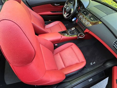 Used 2009 BMW Z4 sDrive30i RWD image 22
