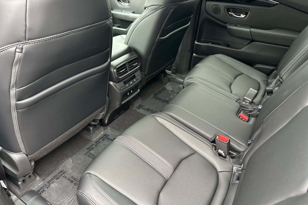 New 2026 Honda Pilot EX-L image 13