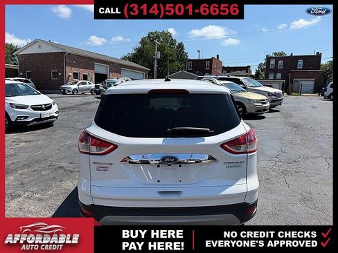 Used 2015 Ford Escape Titanium FWD image 4