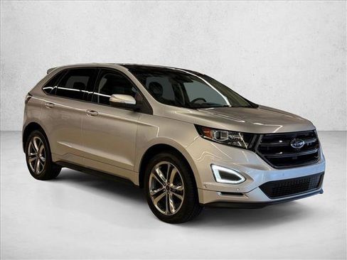Used 2016 Ford Edge Sport w/ Equipment Group 401A AWD/4WD image 3