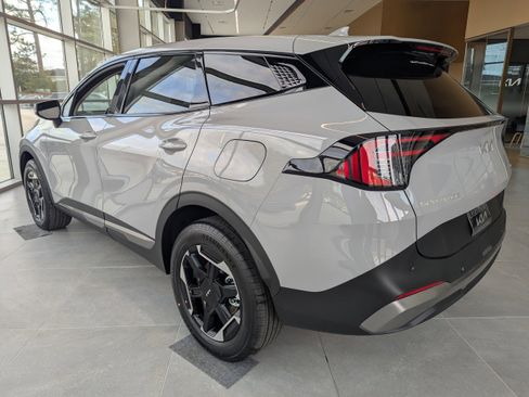 New 2026 Kia Sportage S AWD/4WD image 4