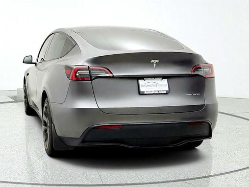 Used 2022 Tesla Model Y Long Range AWD/4WD image 6