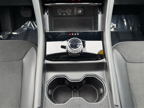 Used 2025 Jeep Grand Cherokee L Altitude image 23