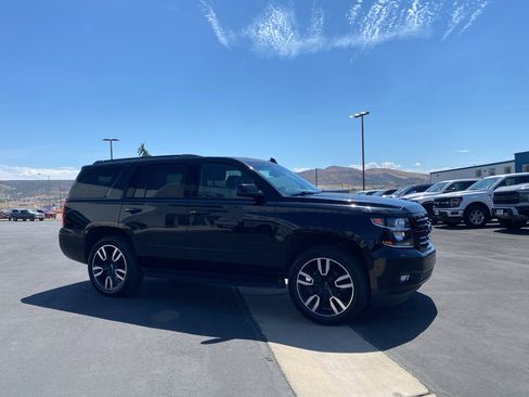 Used 2018 Chevrolet Tahoe Premier AWD/4WD image 4