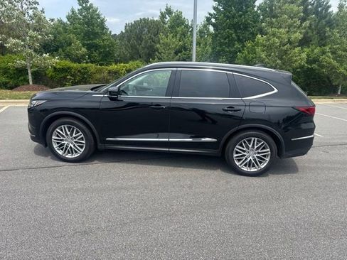 Used 2023 Acura MDX SH-AWD w/ Advance Package image 8