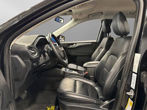 Used 2025 Ford Escape Platinum AWD/4WD image 18