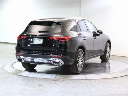 Certified 2025 Mercedes-Benz GLC 300 4MATIC image 13