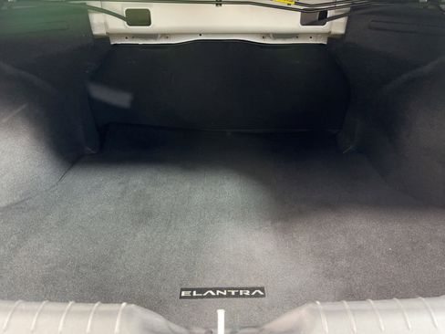 Used 2021 Hyundai Elantra SEL w/ Convenience Package image 31