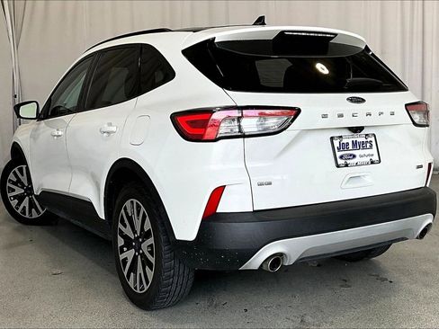 Used 2020 Ford Escape SE Sport image 4