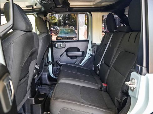 Used 2023 Jeep Wrangler Unlimited w/ Cold Weather Group AWD/4WD image 17