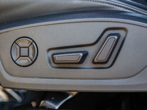 Certified 2023 Audi Q3 2.0T Premium w/ Convenience Package image 24