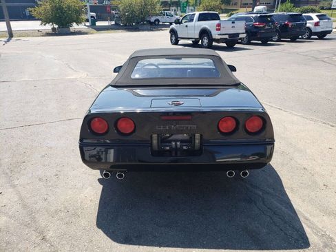 Used 1989 Chevrolet Corvette Convertible image 7