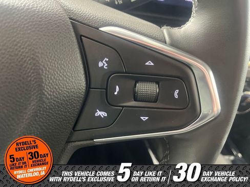 Used 2024 Chevrolet Trax ACTIV w/ Sunroof Package FWD image 35