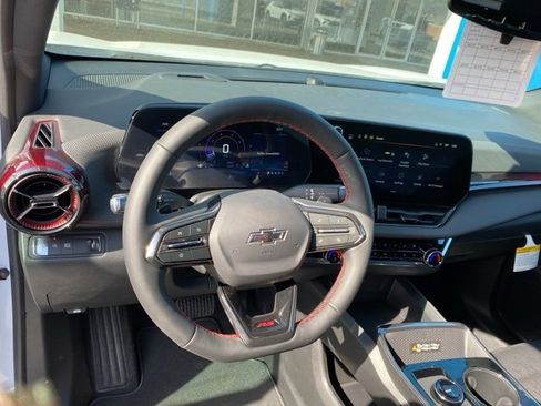 New 2026 Chevrolet Equinox RS w/ Convenience Package III image 13