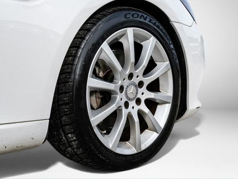 Used 2017 Mercedes-Benz SLC 300 image 49
