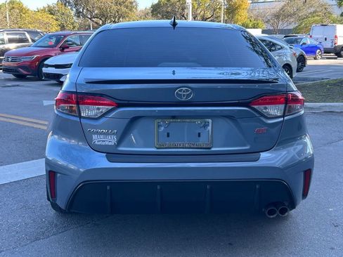 Used 2023 Toyota Corolla SE w/ SE Premium Package image 4