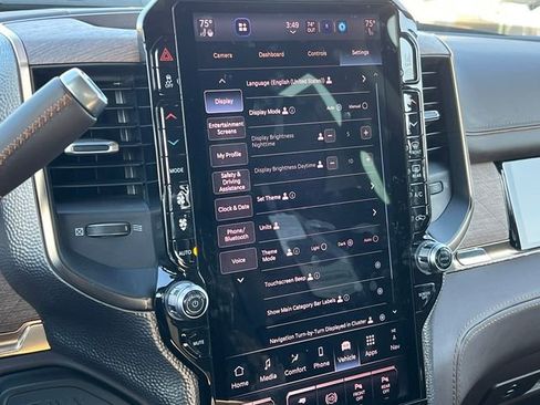 Used 2025 RAM 3500 Longhorn image 41