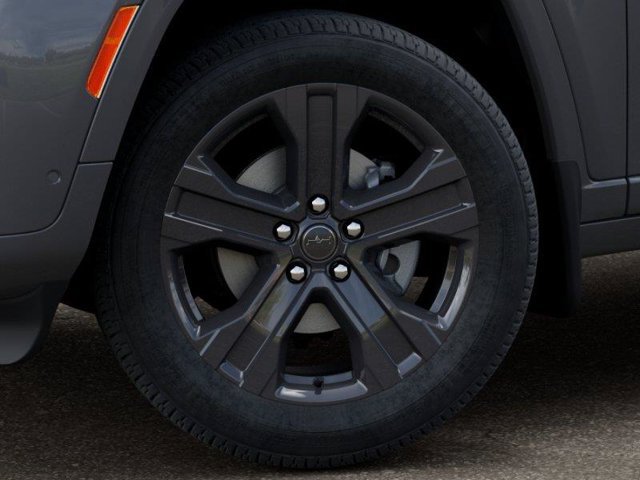 New 2027 Jeep Grand Cherokee Limited AWD/4WD image 8