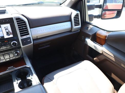 Used 2017 Ford F350 King Ranch w/ King Ranch Ultimate Package AWD/4WD image 20