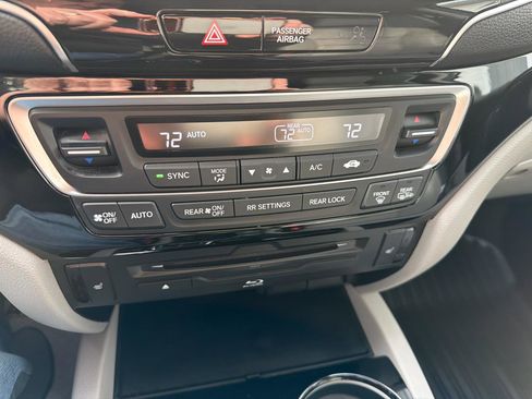 Used 2022 Honda Pilot Touring image 24