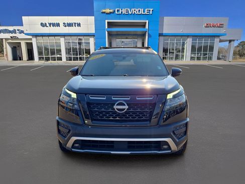 Used 2023 Nissan Pathfinder Rock Creek image 2