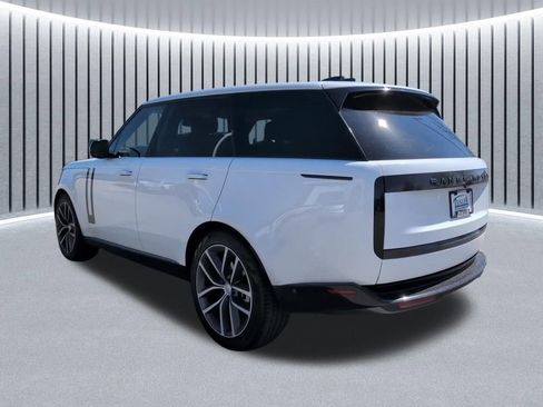 Used 2024 Land Rover Range Rover SE AWD/4WD image 10