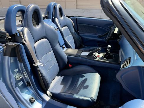 Used 2004 Honda S2000 image 15