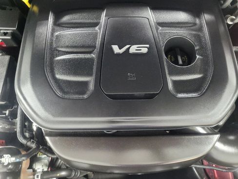 Used 2018 Jeep Grand Cherokee Laredo RWD image 30