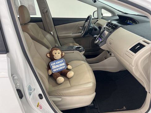 Used 2013 Toyota Prius V Two image 23