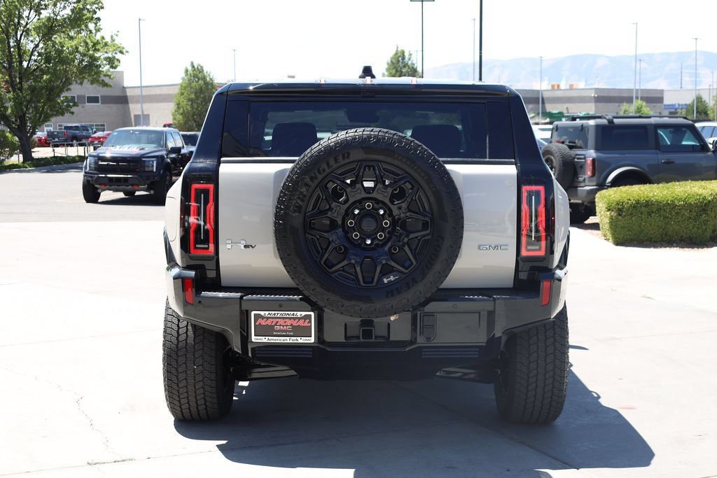 New 2026 GMC Hummer EV SUV AWD/4WD image 5