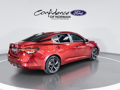 Used 2025 Nissan Sentra SV w/ All-Weather Package image 9