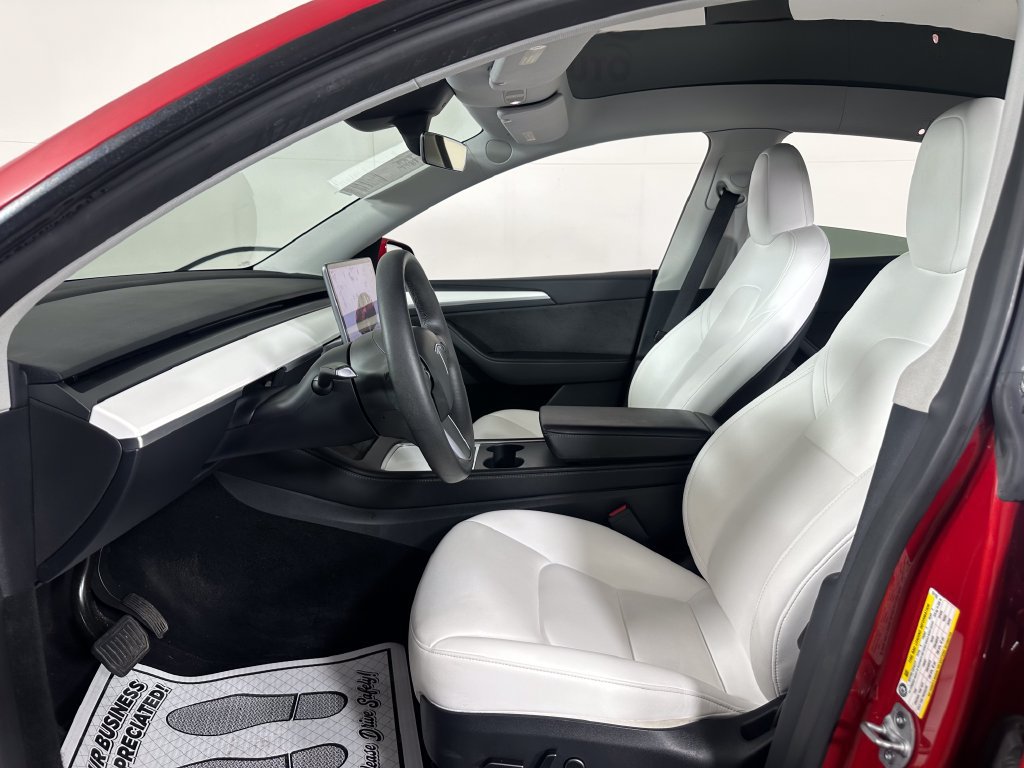 Used 2023 Tesla Model Y Long Range AWD/4WD image 17
