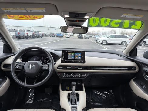 Used 2024 Honda HR-V EX-L image 28