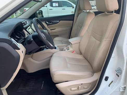 Used 2016 Nissan Rogue SL w/ SL Premium Package FWD image 22