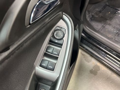 Used 2023 Chevrolet Malibu LT image 23
