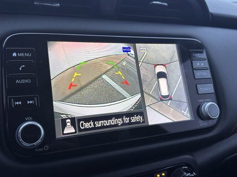 Used 2021 Nissan Kicks SR w/ SR Premium Package image 27