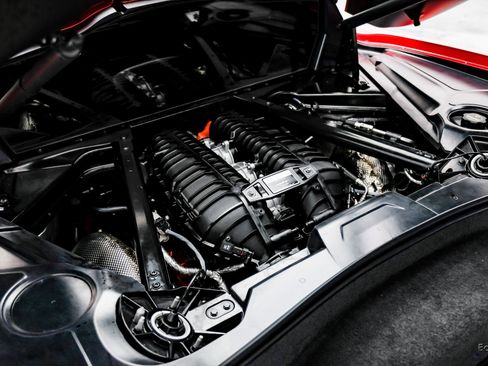 Used 2025 Chevrolet Corvette Z06 w/ Battery Protection Package image 92