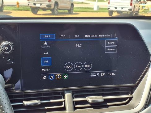Used 2024 Chevrolet Trax RS FWD image 6