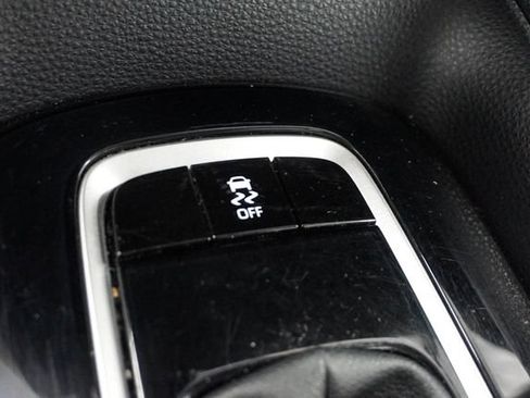 Used 2024 Toyota Corolla LE FWD image 16