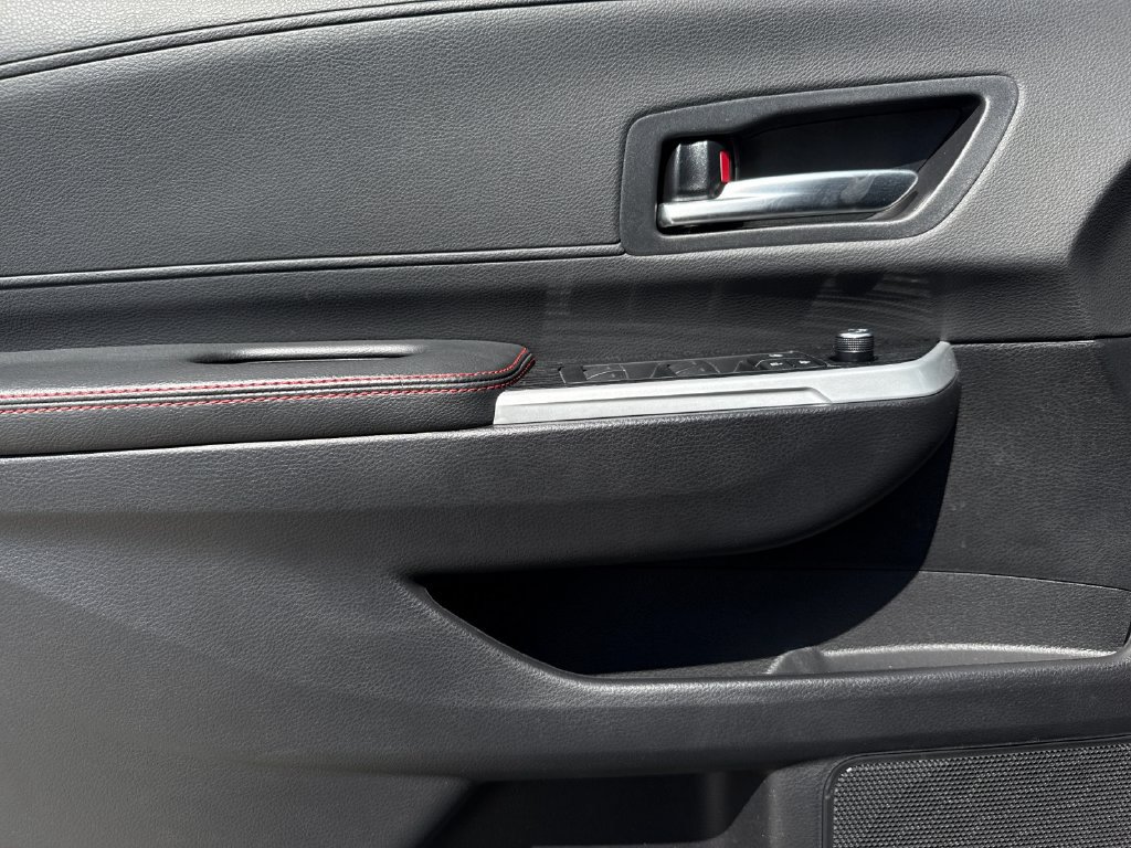 Certified 2025 Toyota Sienna XSE FWD image 11
