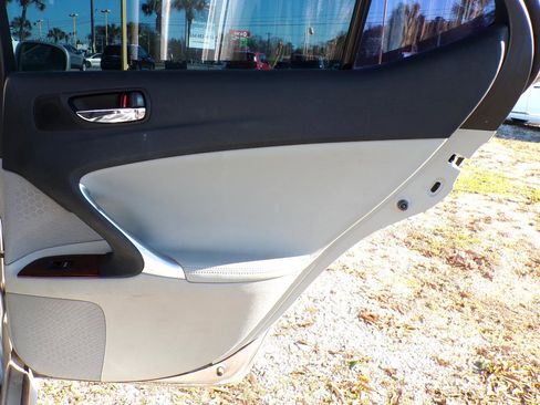 Used 2007 Lexus IS 350 image 24