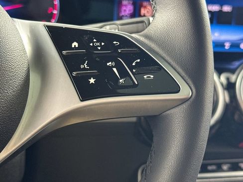 Certified 2026 Mercedes-Benz GLB 250 4MATIC image 30