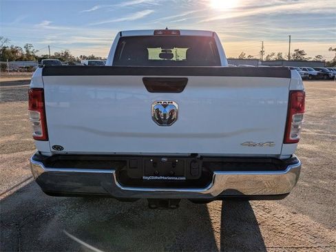 Used 2022 RAM 2500 Tradesman w/ Chrome Appearance Group image 5